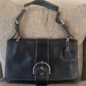 Coach black leather shoulder bag vintage classic professional